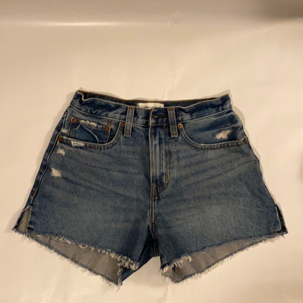 Abercrombie & Fitch Jean shorts. Size 24/00.